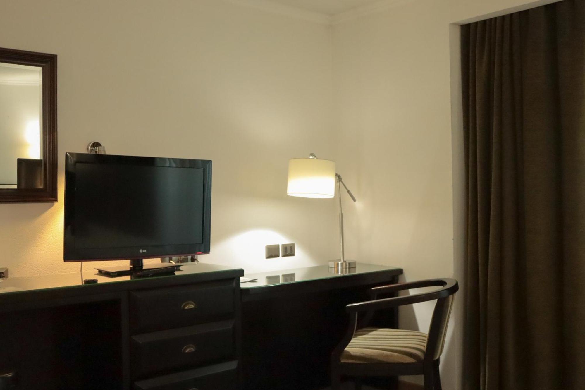 Hotel Terrano Concepción Extérieur photo