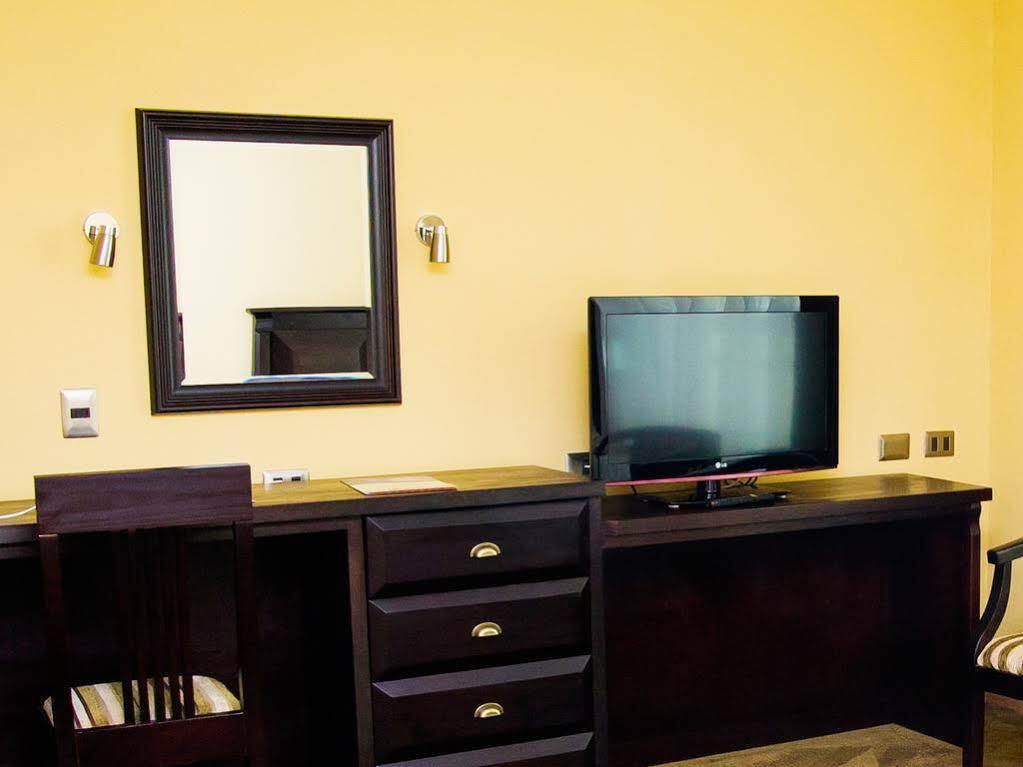 Hotel Terrano Concepción Extérieur photo